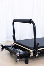 Load image into Gallery viewer, Foldable Light Commercial Reformer