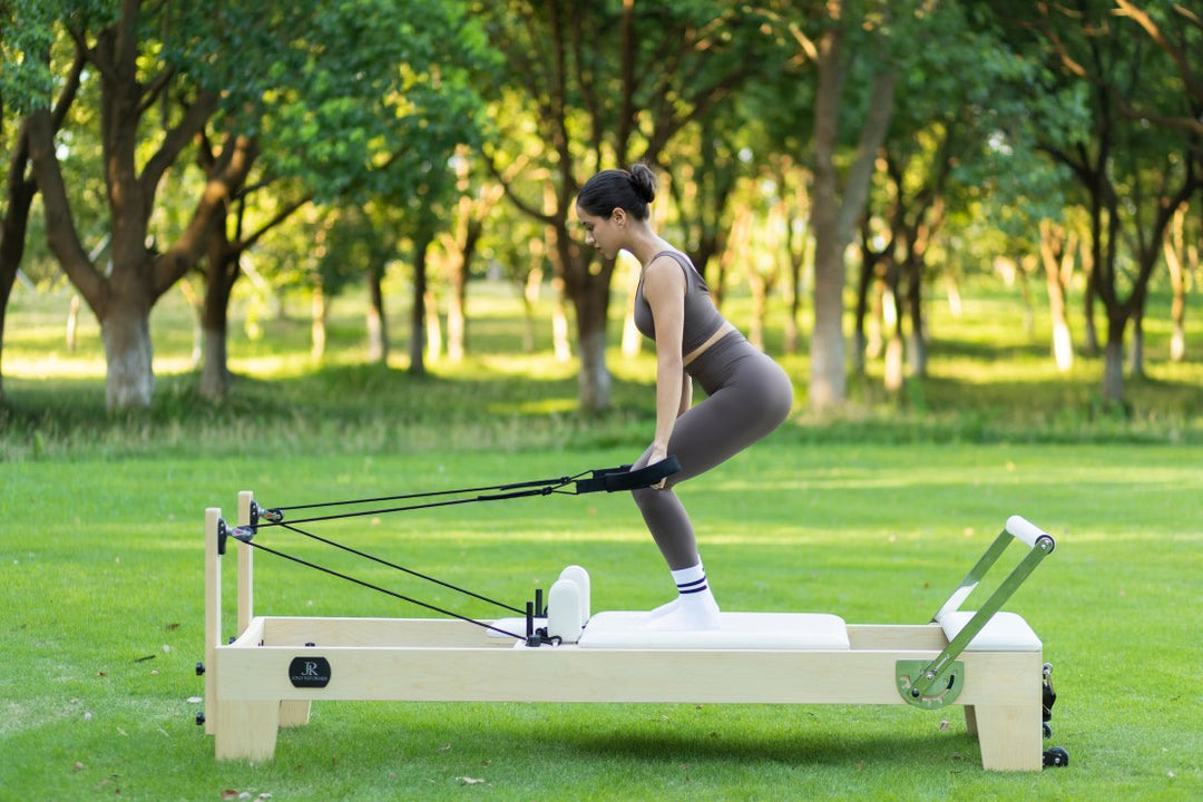 Wooden Reformer with Automatic Cord Retracting
